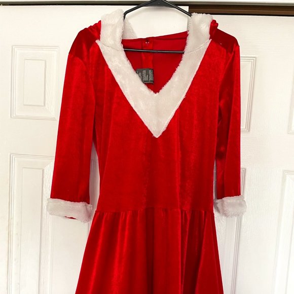Mrs. Claus Costume - Velvet Hooded Dress Christmas - Picture 3 of 5